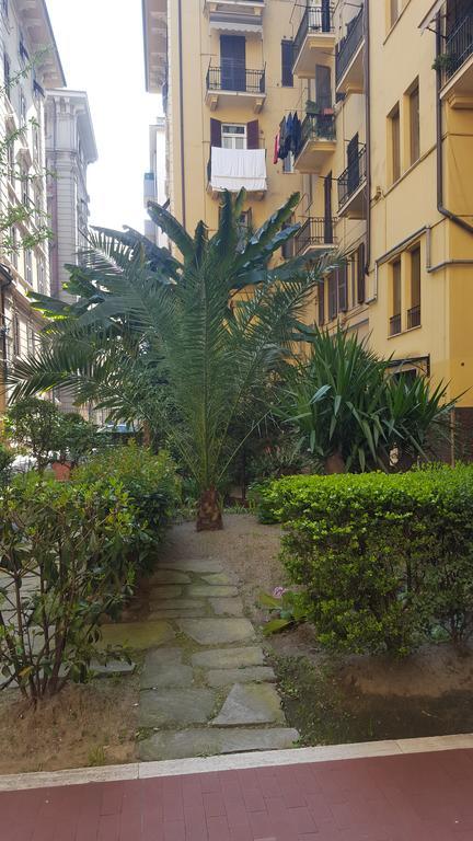 A Porta Rocca Hotel La Spezia Bagian luar foto